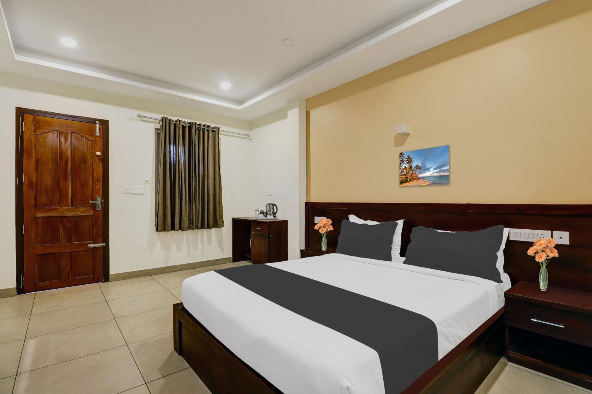 Super Hotel O Kattapana Kattappana Екстериор снимка