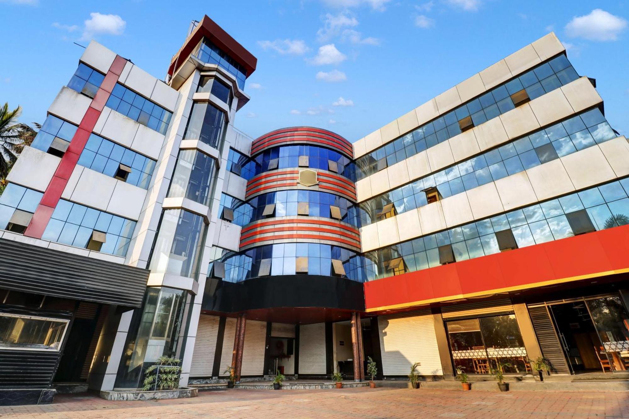 Super Hotel O Kattapana Kattappana Екстериор снимка