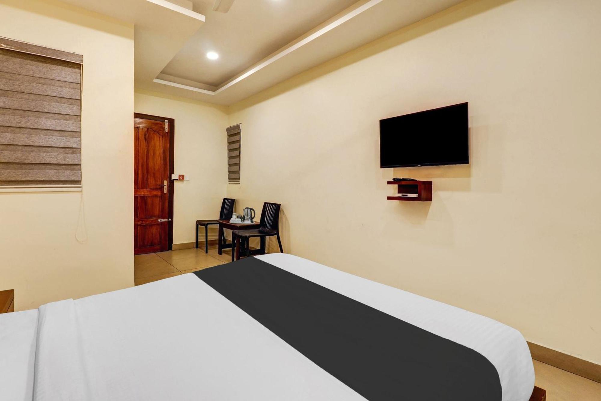 Super Hotel O Kattapana Kattappana Екстериор снимка